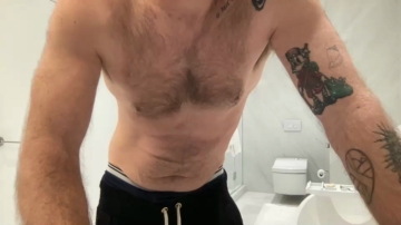 Punkindrublic84  12-12-2021 video giggles